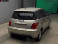 Toyota IST лот № 6004 оценка R  с аукциона в Японии 3