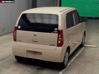 Nissan PINO  с аукциона в Японии