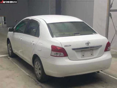 Toyota BELTA  с аукциона в Японии