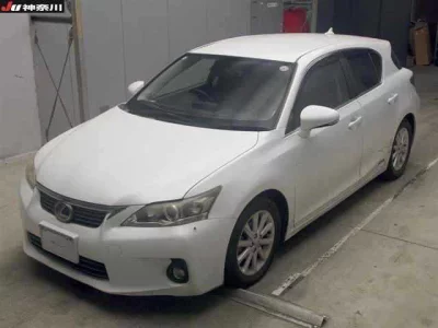 Lexus CT  с аукциона в Японии