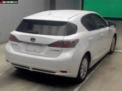 Lexus CT  с аукциона в Японии