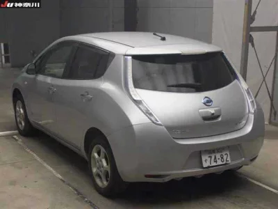 Nissan LEAF  с аукциона в Японии