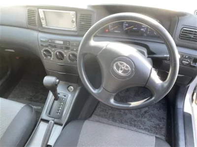 Toyota COROLLA RUNX  с аукциона в Японии