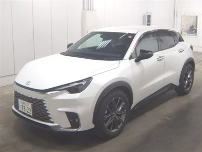 Lexus LBX  с аукциона в Японии