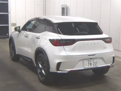 Lexus LBX  с аукциона в Японии