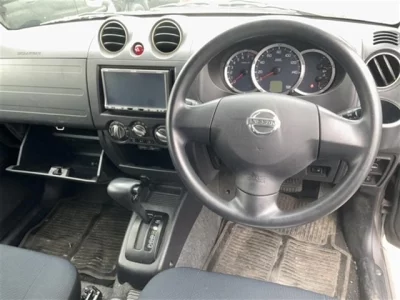 Nissan Kix