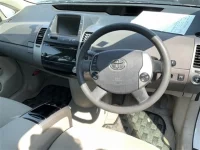 Toyota Prius лот № 7073 оценка 3.5  с аукциона в Японии 2
