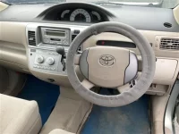 Toyota RAUM лот № 2064 оценка 3.5  с аукциона в Японии 2