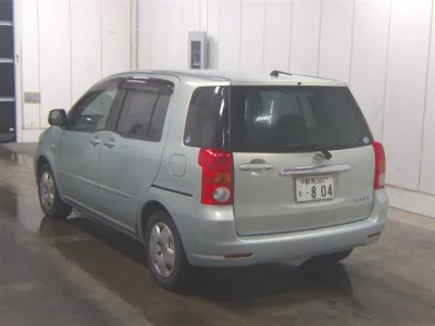 Toyota RAUM  с аукциона в Японии