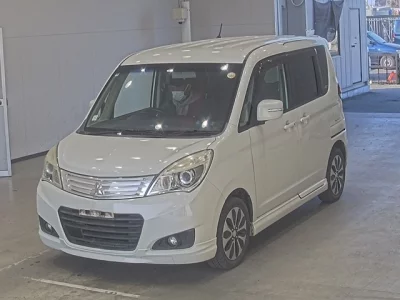 Mitsubishi Delica D:2