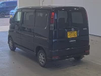 Honda VAMOS лот № 1064 оценка 3  с аукциона в Японии 1