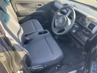 Honda ZEST лот № 1066 оценка RA  с аукциона в Японии 7