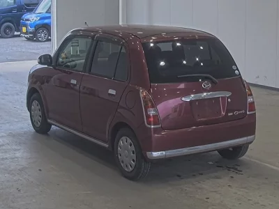 Daihatsu MIRA  с аукциона в Японии