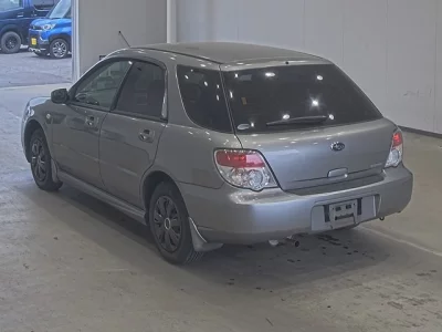Subaru IMPREZA  с аукциона в Японии