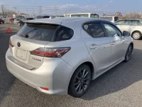 Lexus CT лот № 728 оценка 3.5  с аукциона в Японии 1