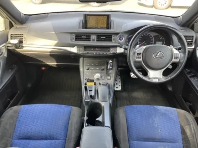 Lexus CT  с аукциона в Японии