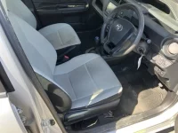 Toyota AQUA лот № 3002 оценка 3.5  с аукциона в Японии 7