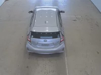 Toyota AQUA лот № 3002 оценка 3.5  с аукциона в Японии 2