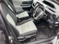 Toyota AQUA лот № 1413 оценка RB  с аукциона в Японии 7