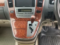 Toyota ALPHARD лот № 1463 оценка 3  с аукциона в Японии 4
