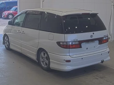 Toyota ESTIMA  с аукциона в Японии