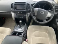Toyota LAND CRUISER лот № 1445 оценка 3  с аукциона в Японии 3