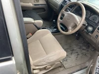 Toyota HILUX SURF лот № 1420 оценка 3.5  с аукциона в Японии 7