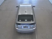 Toyota Prius лот № 1761 оценка 3  с аукциона в Японии 2