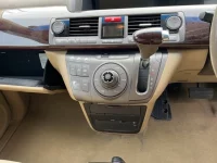 Honda ELYSION лот № 1785 оценка 3.5  с аукциона в Японии 4