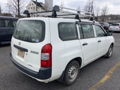 Toyota Succeed