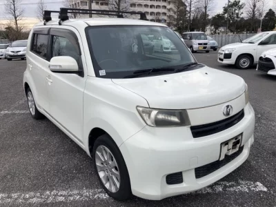 Toyota bB