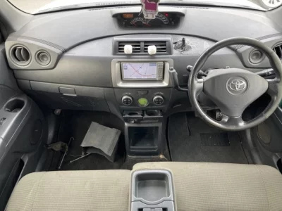 Toyota bB