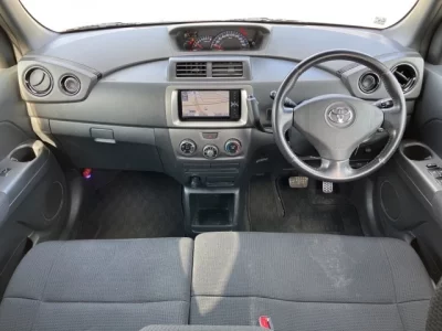 Toyota bB