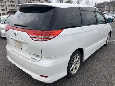 Toyota ESTIMA  с аукциона в Японии
