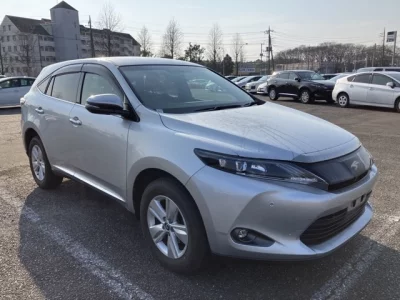 Toyota HARRIER  с аукциона в Японии