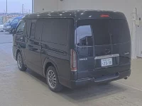 Toyota HIACE VAN лот № 1510 оценка RA  с аукциона в Японии 1