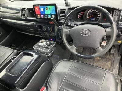 Toyota HIACE VAN  с аукциона в Японии