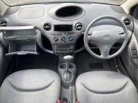 Toyota VITZ лот № 335 оценка 4  с аукциона в Японии 2