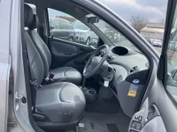 Toyota VITZ лот № 335 оценка 4  с аукциона в Японии 6