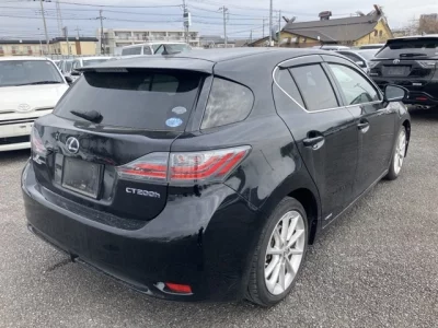 Lexus CT  с аукциона в Японии