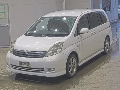 Toyota ISIS