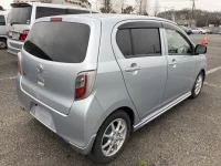 Toyota PIXIS EPOCH лот № 355 оценка RB  с аукциона в Японии 1