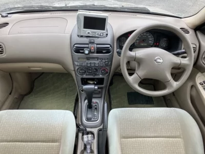 Nissan Sunny