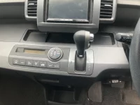 Honda FREED лот № 1462 оценка RB  с аукциона в Японии 4