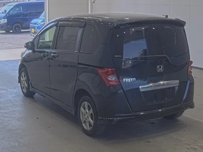 Honda FREED  с аукциона в Японии
