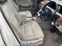 Honda ELYSION лот № 1839 оценка RA  с аукциона в Японии 7