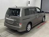 Toyota ISIS лот № 30169 оценка 4  с аукциона в Японии 4