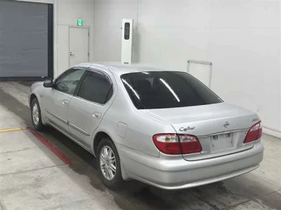 Nissan CEFIRO  с аукциона в Японии