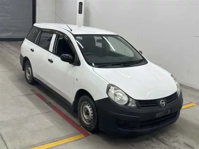 Nissan AD