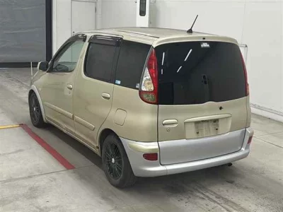 Toyota Funcargo